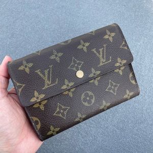 Authentic Louis Vuitton wallet